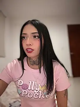 Snapshot of JIORYOvO chatting on 02-06-26, 05:01 JIORYOvO online show from 02-06-26, 05:01