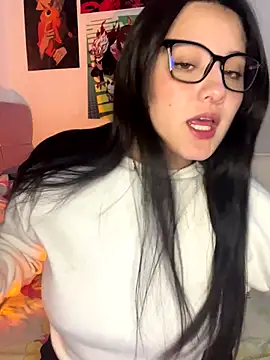 Snapshot of Sophii_x2 chatting on 11-28-25, 04:04 Sophii x2 online show from 11-28-25, 04:04