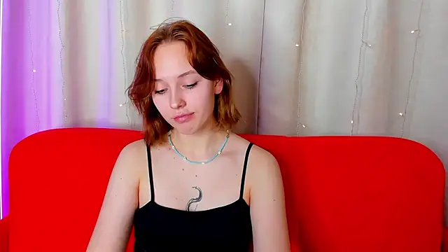 Snapshot of RikkiChoco chatting on 11-15-25, 07:16 RikkiChoco online show from 11-15-25, 07:16