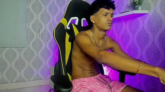 Boy savoy online show from 02-20-26, 07:21