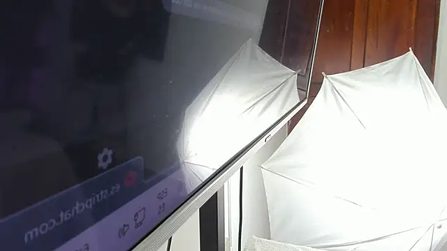 kendra london online show from 04-13-26, 11:05