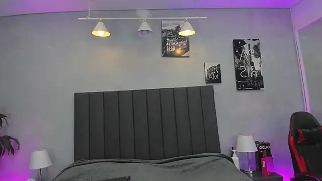 kendra london online show from 04-23-26, 12:29