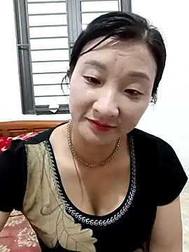 wees-lind online show from 03-08-26, 02:04