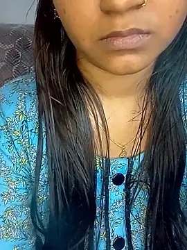 Snapshot of Neha533 chatting on 01-09-26, 08:32 Neha533 online show from 01-09-26, 08:32