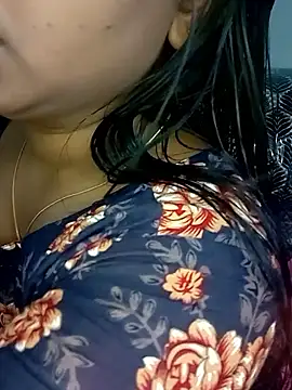 Snapshot of Neha533 chatting on 01-10-26, 01:57 Neha533 online show from 01-10-26, 01:57