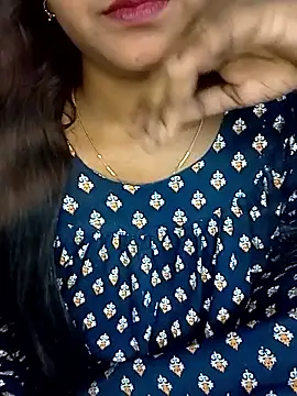 Snapshot of Neha533 chatting on 02-05-26, 09:41 Neha533 online show from 02-05-26, 09:41