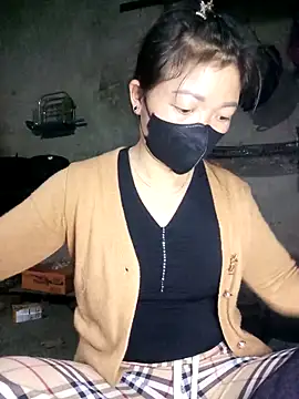 Snapshot of Mami_xxx chatting on 12-13-25, 09:53 Mami xxx online show from 12-13-25, 09:53