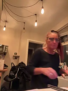 Angel-LinaX online show from 02-15-26, 07:21