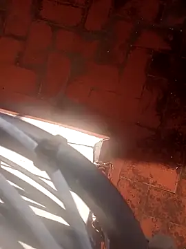 Snapshot of Angel23cm1 chatting on 03-15-26, 08:20 Angel23cm1 online show from 03-15-26, 08:20