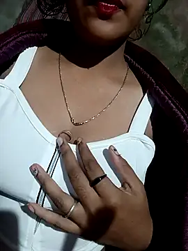 Aarti909090 online show from 12-20-25, 03:52