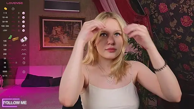 Snapshot of Mila_wxw chatting on 11-30-25, 12:53 Mila wxw online show from 11-30-25, 12:53