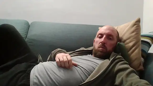 Snapshot of luca_beech88 chatting on 04-10-26, 07:07 luca beech88 online show from 04-10-26, 07:07