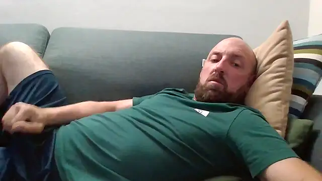 Snapshot of luca_beech88 chatting on 05-17-26, 04:47 luca beech88 online show from 05-17-26, 04:47