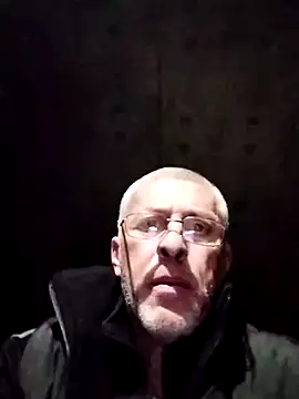 Snapshot of KAXABE11 chatting on 12-16-25, 05:40 KAXABE11 online show from 12-16-25, 05:40