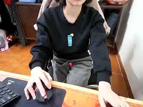 ---Lusi03--- online show from 02-09-26, 10:58