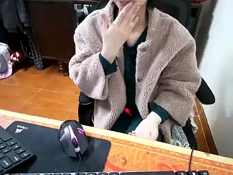 ---Lusi03--- online show from 02-10-26, 03:27