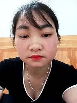 Snapshot of buom-xinh chatting on 11-03-25, 04:25 buom-xinh online show from 11-03-25, 04:25