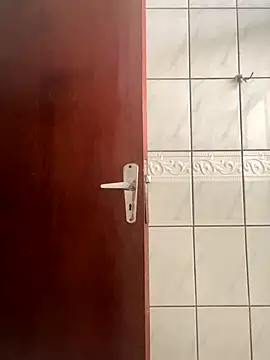 Snapshot of D_didih chatting on 12-02-25, 11:26 D didih online show from 12-02-25, 11:26