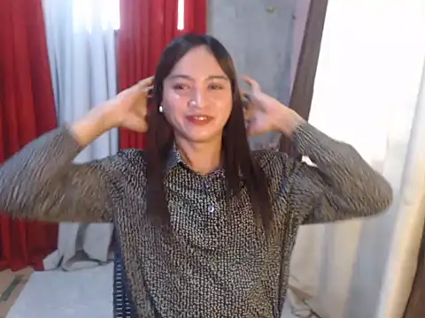 Snapshot of urnaughty_cris chatting on 11-04-25, 12:21 urnaughty cris online show from 11-04-25, 12:21