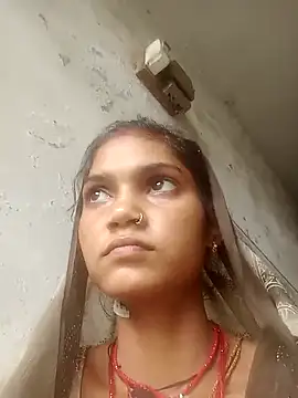 Snapshot of Jooli_cuty chatting on 11-05-25, 03:39 Jooli cuty online show from 11-05-25, 03:39