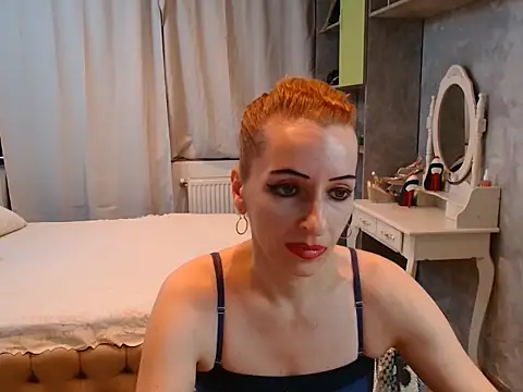 Snapshot of AnneDevrim chatting on 11-12-25, 06:58 AnneDevrim online show from 11-12-25, 06:58