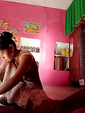 Snapshot of Sanjna_babby chatting on 12-05-25, 04:21 Sanjna babby online show from 12-05-25, 04:21