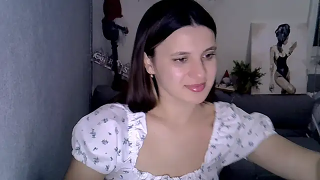 KiraHoney online show from 12-16-25, 08:58