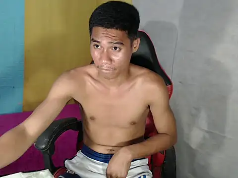 Snapshot of mrsexyteens chatting on 05-11-26, 02:45 mrsexyteens online show from 05-11-26, 02:45