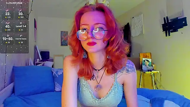 Snapshot of DragonflyLiza chatting on 11-16-25, 08:31 DragonflyLiza online show from 11-16-25, 08:31