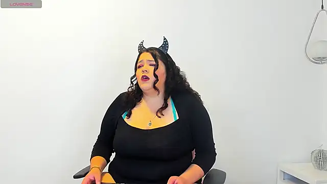 Lilith Aliany  online show from 12-03-25, 01:09