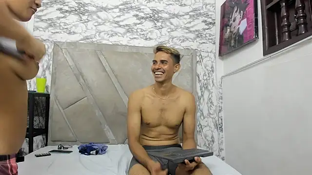 KiraFox1 online show from 02-19-26, 07:54