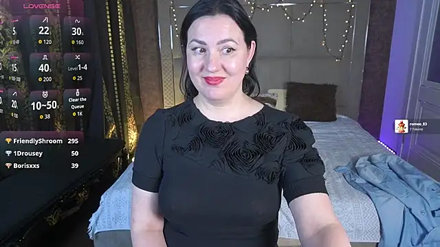 Snapshot of VelvetLuck chatting on 05-23-26, 01:33 VelvetLuck online show from 05-23-26, 01:33