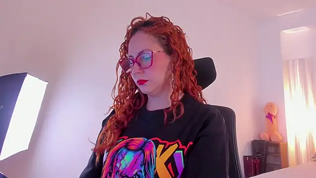 MistressErza online show from 07-09-26, 06:01