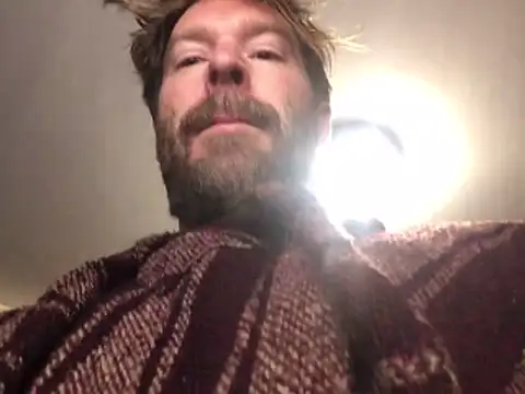 Snapshot of RockHammercock chatting on 11-19-25, 03:23 RockHammercock online show from 11-19-25, 03:23