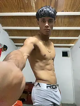 Snapshot of meliodas_23cm chatting on 11-29-25, 02:36 meliodas 23cm online show from 11-29-25, 02:36