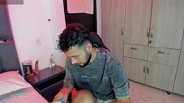 noah corvelle online show from 11-14-25, 01:48