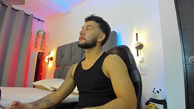 noah corvelle online show from 01-11-26, 03:55