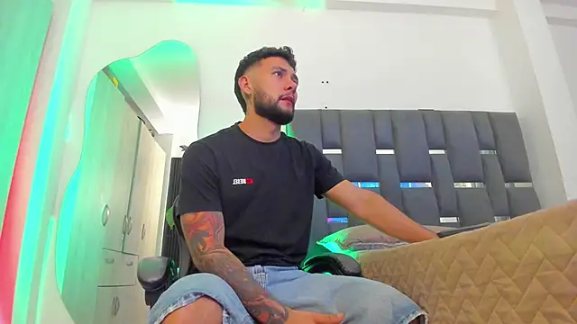 noah corvelle online show from 04-24-26, 03:20