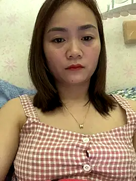 Snapshot of Bana-gibee chatting on 12-05-25, 06:04 Bana-gibee online show from 12-05-25, 06:04