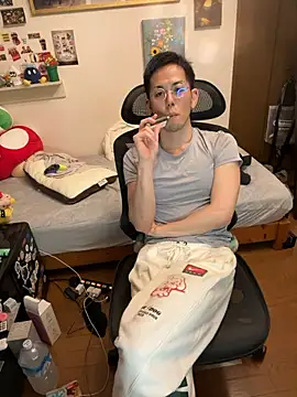 ippei0001 online show from 11-08-25, 05:01