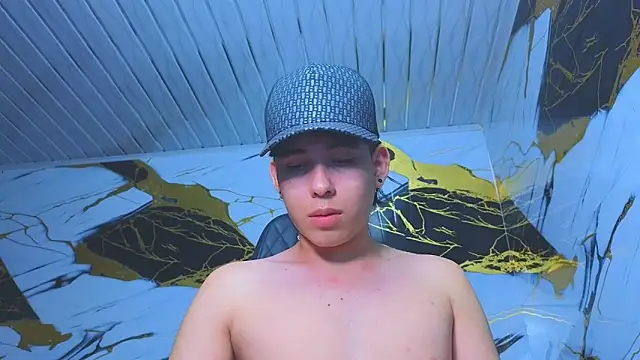 Suarezz10  online show from 11-30-25, 11:36