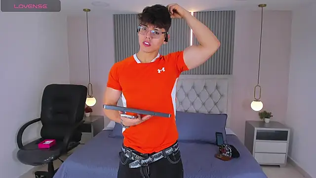 Snapshot of jhoumod_21_ chatting on 11-22-25, 03:05 jhoumod 21 online show from 11-22-25, 03:05