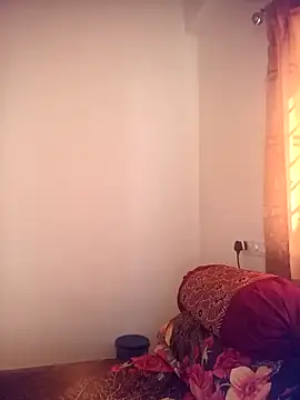 RubyEntity online show from 11-16-25, 05:46