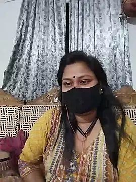 Snapshot of munni-506 chatting on 06-08-26, 08:20 munni-506 online show from 06-08-26, 08:20