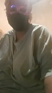 Snapshot of CEEKAYPRO chatting on 02-06-26, 02:05 CEEKAYPRO online show from 02-06-26, 02:05