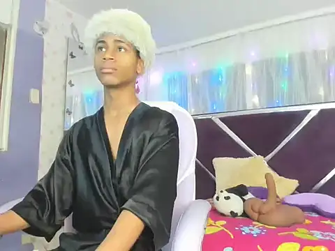 Santy bigcock 01 online show from 11-09-25, 02:15