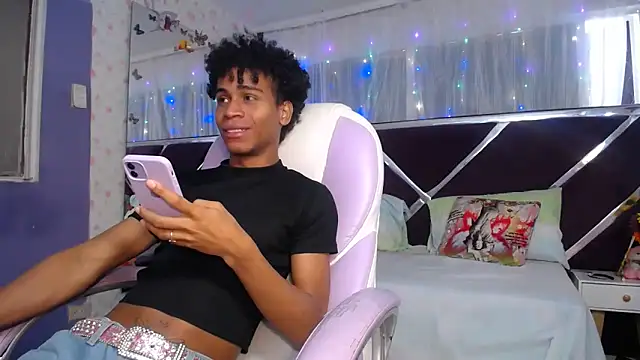 Santy bigcock 01 online show from 04-02-26, 02:58