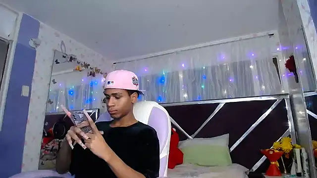 Santy bigcock 01 online show from 07-12-26, 02:41