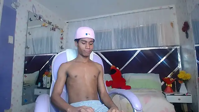 Santy bigcock 01 online show from 07-28-26, 06:20