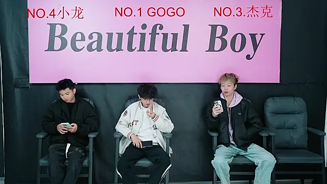 Beautifulboys-999 online show from 12-05-25, 08:45